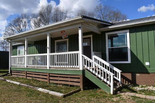 2229 Elmore Town Rd, Baxter, TN, 38544-5012 | Card Image