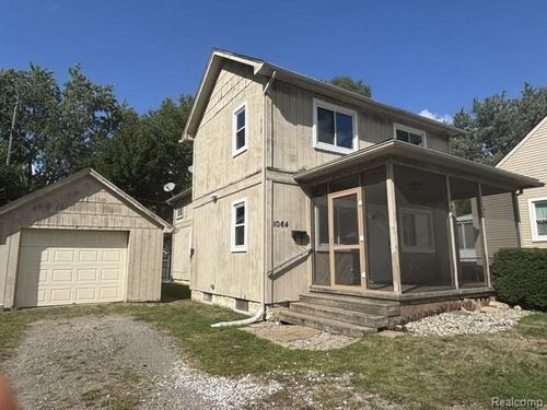1064 Lakeview Street, Waterford Charter Township, MI, 48328 | Card Image
