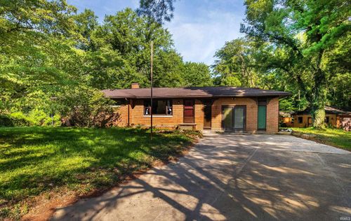 501 Meadowlark Dr, Princeton, IN, 47670-8841 | Card Image