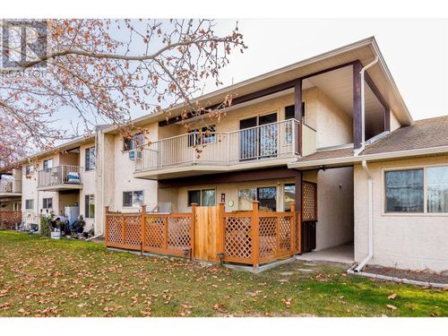 10-200 Gerstmar Rd, Kelowna, BC, V1X4A7 | Card Image