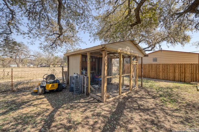 36 Pecan Dr, House other with 3 bedrooms, 3 bathrooms and null parking in Leakey TX | Image 28