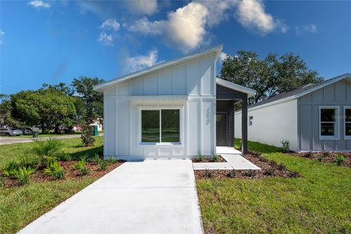 1520 W 8th St, SANFORD, FL, 32771-2336 | Card Image