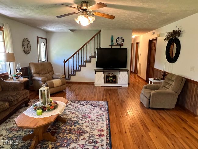 312 Simerly Creek Rd, House other with 4 bedrooms, 2 bathrooms and null parking in Hampton TN | Image 11