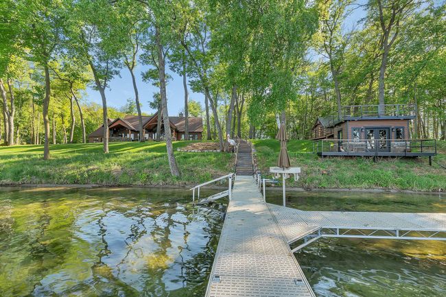 Views of Alexander Court from the lakeside | Image 17