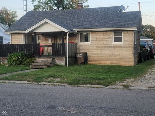 121 Jones St, Columbus, IN, 47201-6934 | Card Image