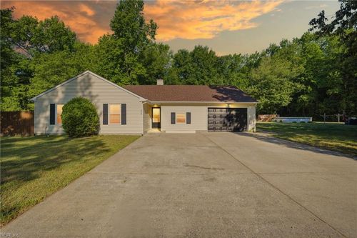 208 Terwillinger Rd, Chesapeake, VA, 23323-3909 | Card Image