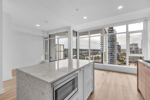 2xxx-2381 Beta Avenue, Burnaby, BC, V5C0P7 | Card Image