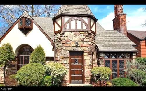 33 Johnson Ave, Teaneck, NJ, 07666-4212 | Card Image