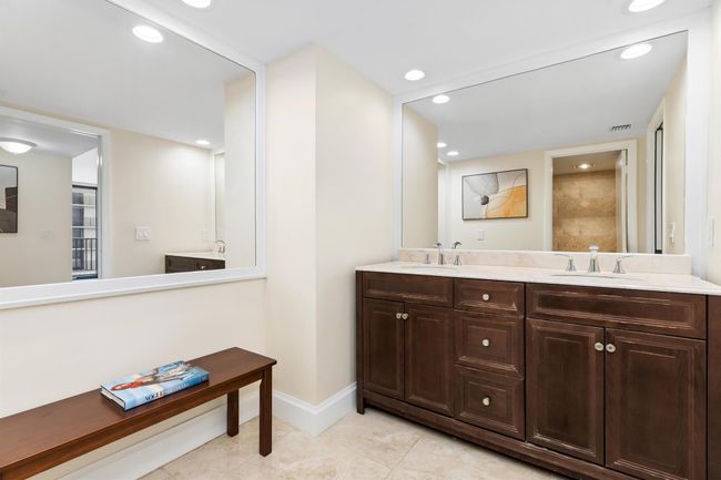 APT-303 - 3610 S Ocean Blvd, Condo with 2 bedrooms, 2 bathrooms and null parking in South Palm Beach FL | Image 16