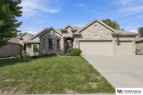 2232 Stone Creek Loop North, Lincoln, NE, 68512 | Card Image