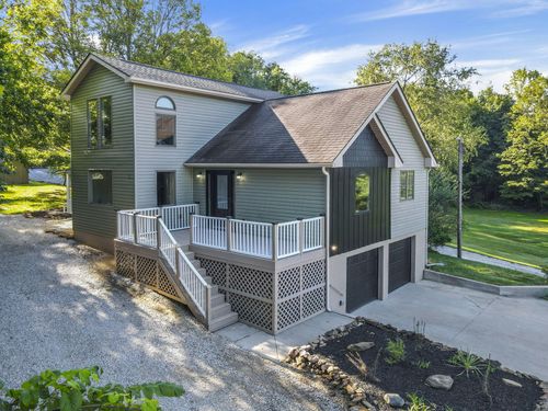 4010 Winchester Southern Rd, Canal Winchester, OH, 43110-9513 | Card Image