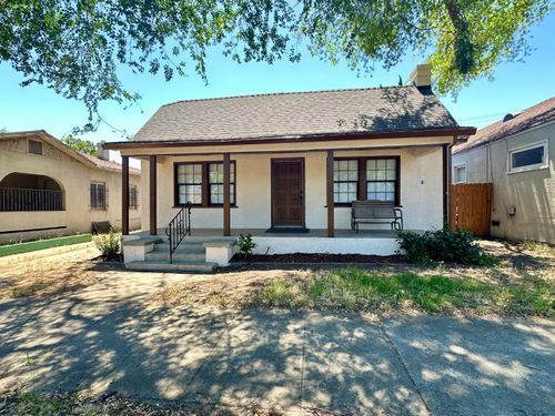 1016 X St, Sacramento, CA, 95818-2106 | Card Image