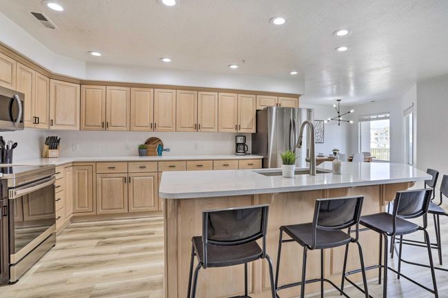 Kitchen | Image 10