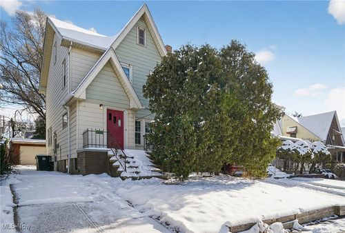 3559 Lloyd Rd, Cleveland, OH, 44111-4679 | Card Image