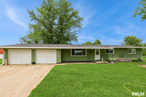 944 45th St, New Boston, IL, 61272-8565 | Card Image
