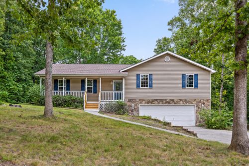 5031 Village Dr, Cohutta, GA, 30710-9309 | Card Image