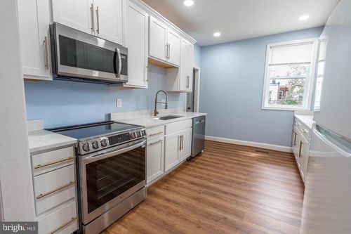 3211 Baker St, BALTIMORE, MD, 21216-3804 | Card Image