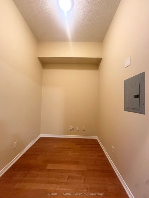 118-8 Maison Parc Crt, Thornhill, ON, L4J9K5 | Card Image