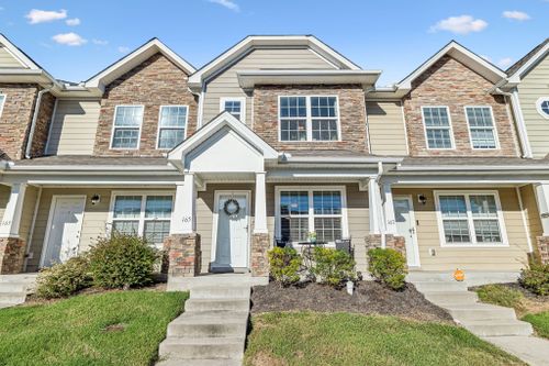 165 Cobblestone Place Dr, Goodlettsville, TN, 37072-8497 | Card Image