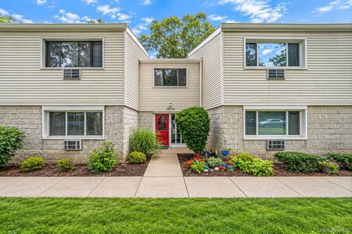 1b-28 Richmond Blvd, Ronkonkoma, NY, 11779-3673 | Card Image
