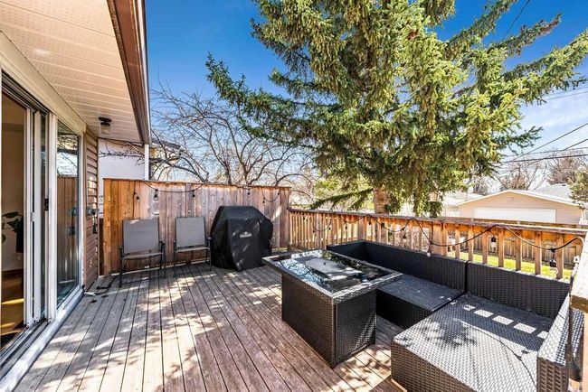 3023 Beil Avenue Nw, Home with 5 bedrooms, 2 bathrooms and 4 parking in Calgary AB | Image 34