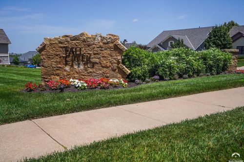 213 Stockade St, Lawrence, KS, 66049-2120 | Card Image