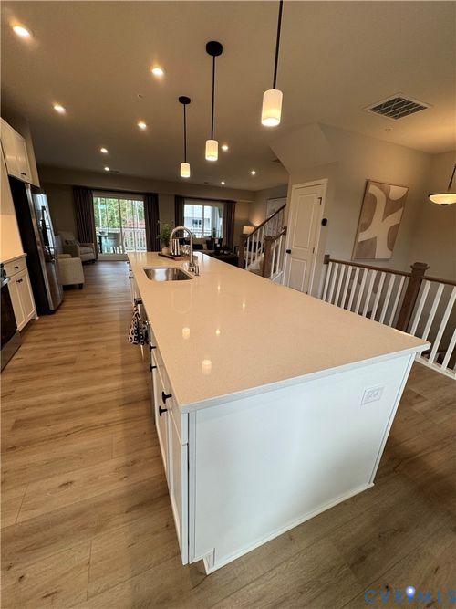 unit-b-8001 Lake Laurel Ln, Glen Allen, VA, 23060-0010 | Card Image