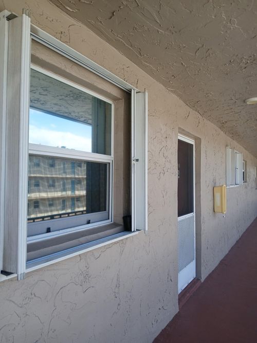 309-721 Lori Dr, Palm Springs, FL, 33461-1290 | Card Image