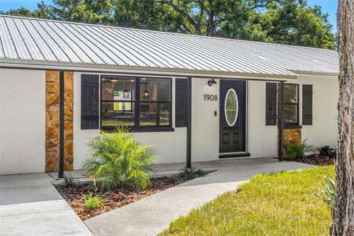 1908 N Barnes St, PLANT CITY, FL, 33563-1808 | Card Image