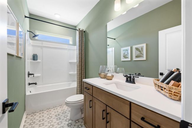 Aspen Bathroom 3 | Image 28