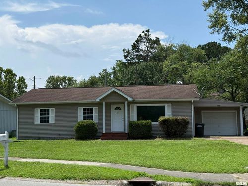 104 S Glenview Dr, Carbondale, IL, 62901-2264 | Card Image