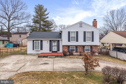 8624 Irvin Ave, GLENARDEN, MD, 20706-1524 | Card Image