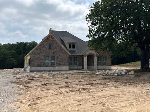 132 Oak Grove Way, Springtown, TX, 76082-0015 | Card Image