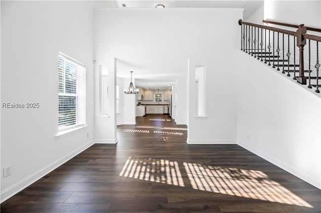 Living Room | Image 12