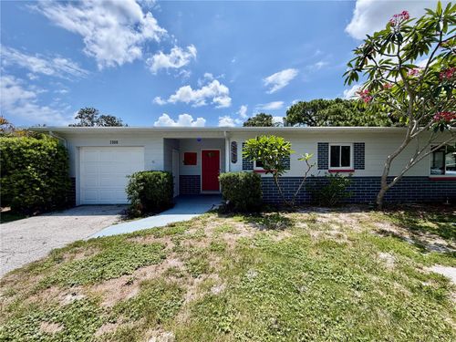 2008 59th Street S, GULFPORT, FL, 33707 | Card Image