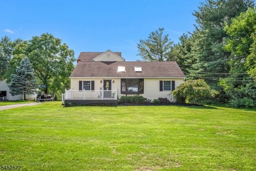 5 Millbrook Rd, Flemington, NJ, 08822-6009 | Card Image