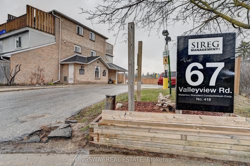 37-67 Valleyview Rd, Kitchener, ON, N2E3J1 | Card Image