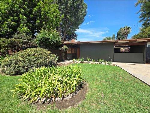 8649 Davista Dr, Whittier, CA, 90605-1507 | Card Image