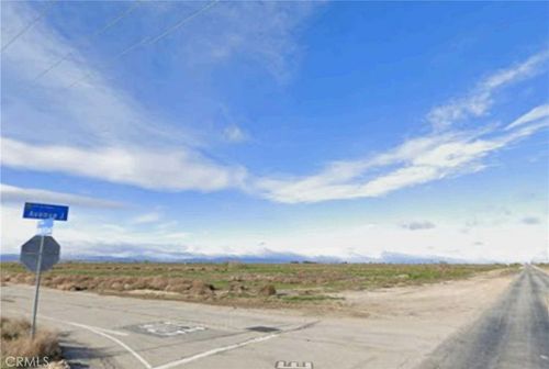 11000 Avenue J, Lancaster, CA, 93535 | Card Image
