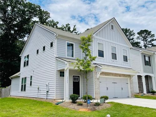 2939 Cottage Ln, College Park, GA, 30337-3904 | Card Image