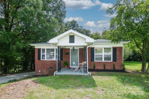 166 Mckinnon Ave Ne, Concord, NC, 28025-3364 | Card Image