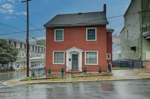 1 E Chestnut St, Shamokin, PA, 17872-5905 | Card Image