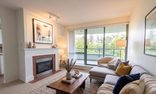 807-6611 Southoaks Crescent, Burnaby, BC, V5E4L5 | Card Image