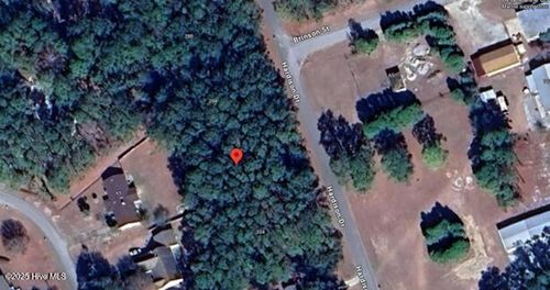320 Hardison Dr, Minnesott Beach, NC, 28510-9668 | Card Image