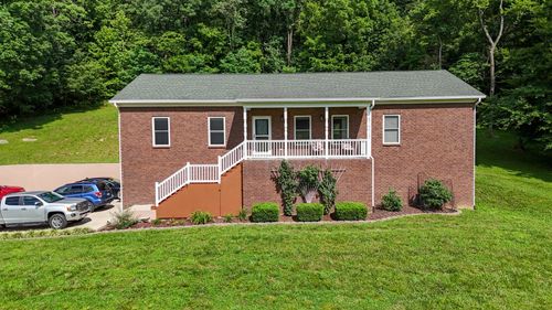 4050 Cantebury Dr, Culleoka, TN, 38451-2051 | Card Image