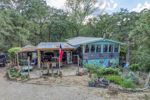 182 Tottenham Dr, Gordonville, TX, 76245-2577 | Card Image
