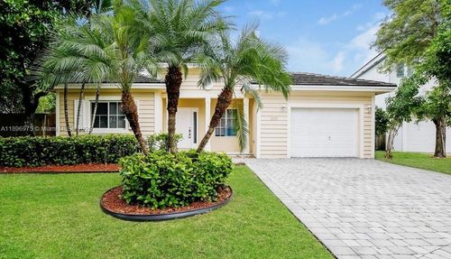 665 Se 31st Ave, Homestead, FL, 33033-7181 | Card Image