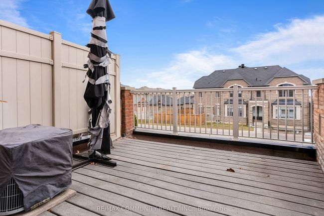 2662 Bur Oak Ave, House attached with 3 bedrooms, 4 bathrooms and 3 parking in Markham ON | Image 4