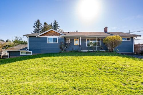1815 Grieve Ave, Courtenay, BC, V9N2W8 | Card Image