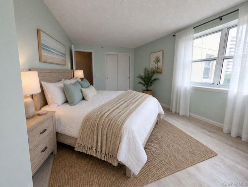 3d-221 Beach 80th St, Rockaway Beach, NY, 11693-2005 | Card Image